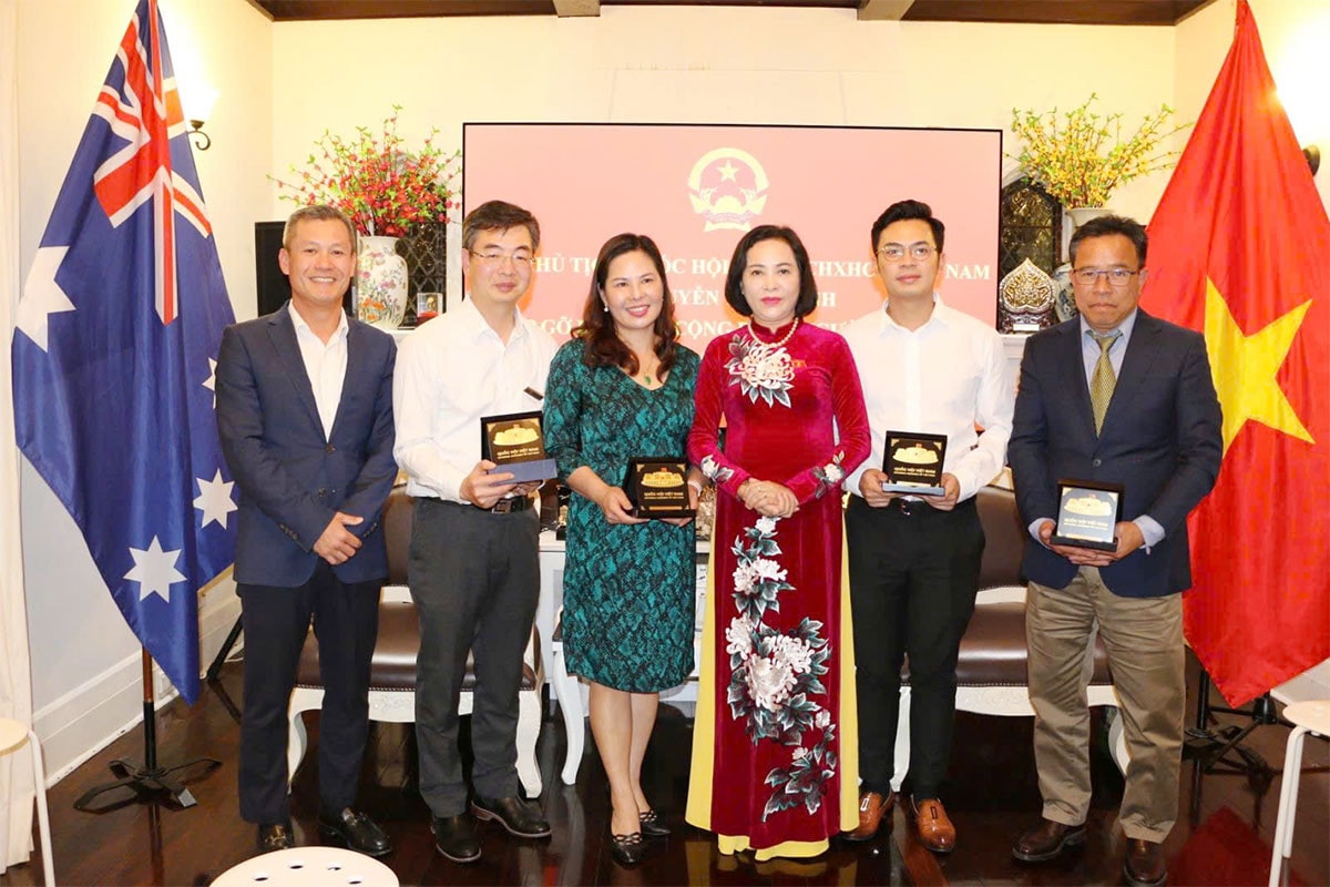 Phó Chủ tịch Quốc hội Nguyễn Thị Thanh gặp mặt cộng đồng người Việt Nam tại bang New South Wales, Australia -1