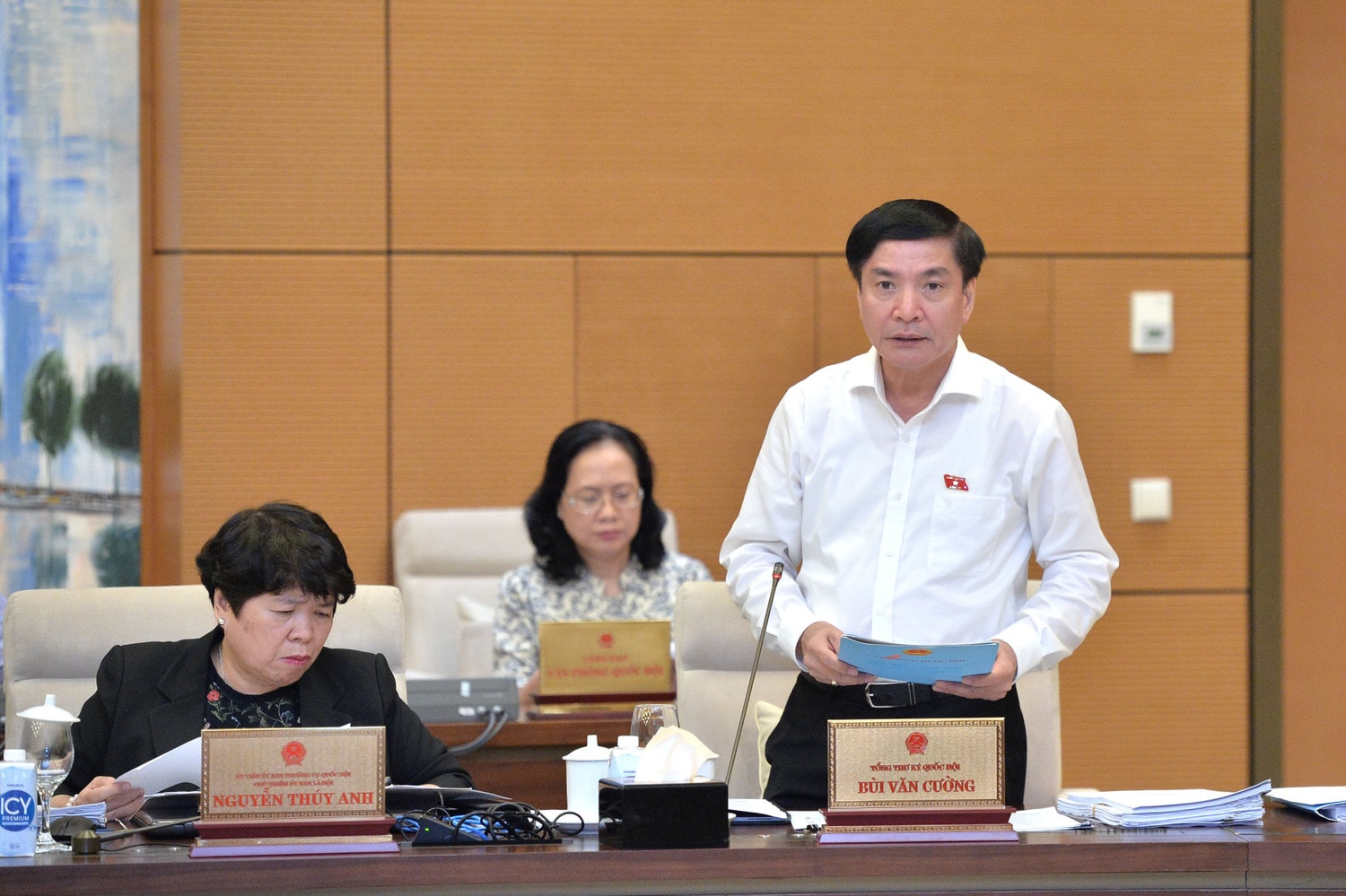 Tổng Thư ký QH, Chủ nhiệm VPQH Bùi Văn Cường 1.jpg