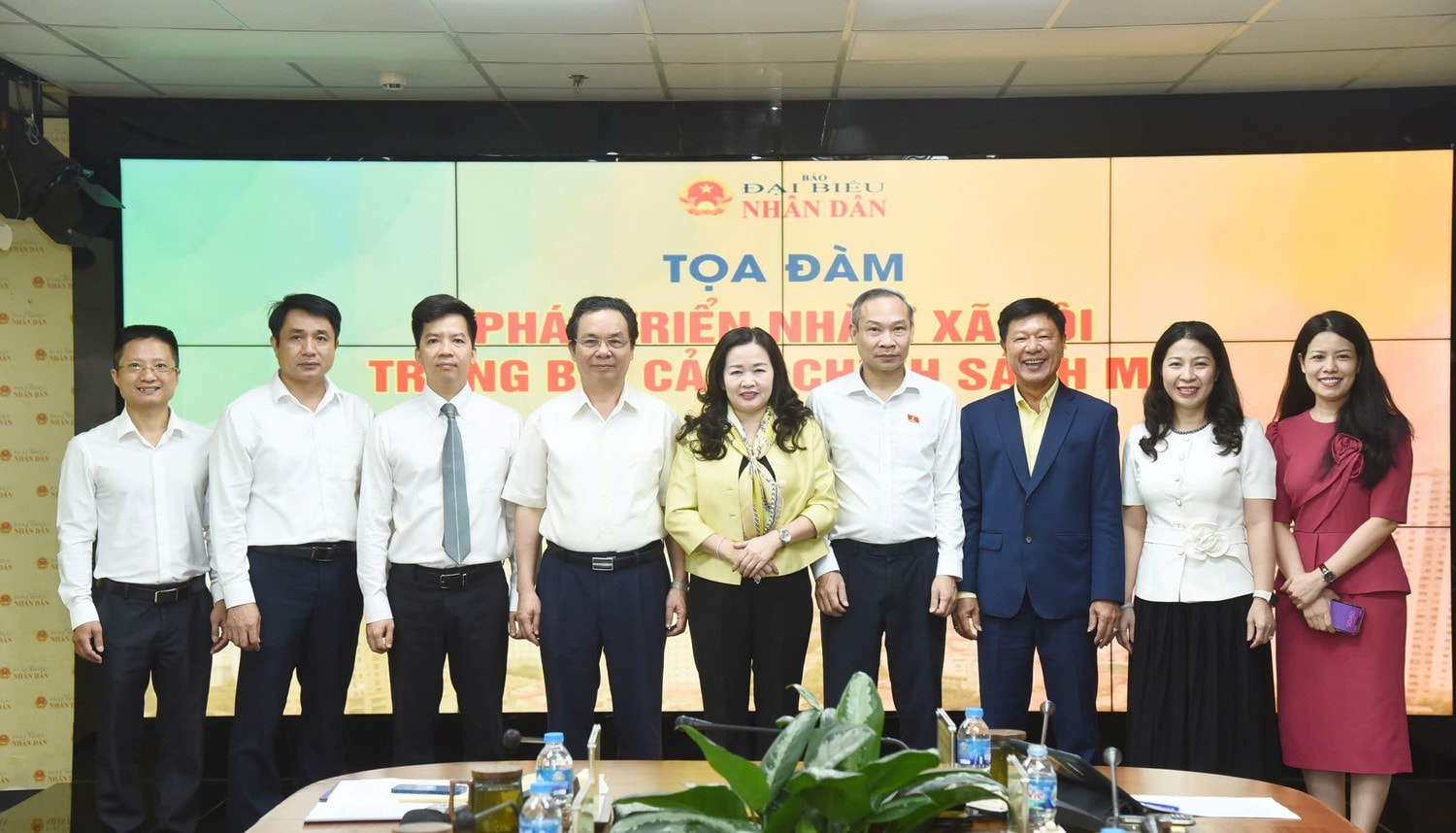 Toa-dam.jpg