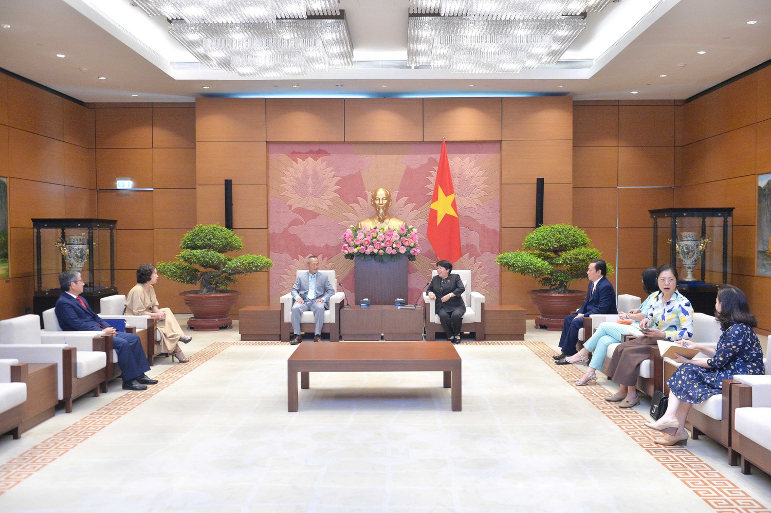 Toàn cảnh cuộc tiếp
