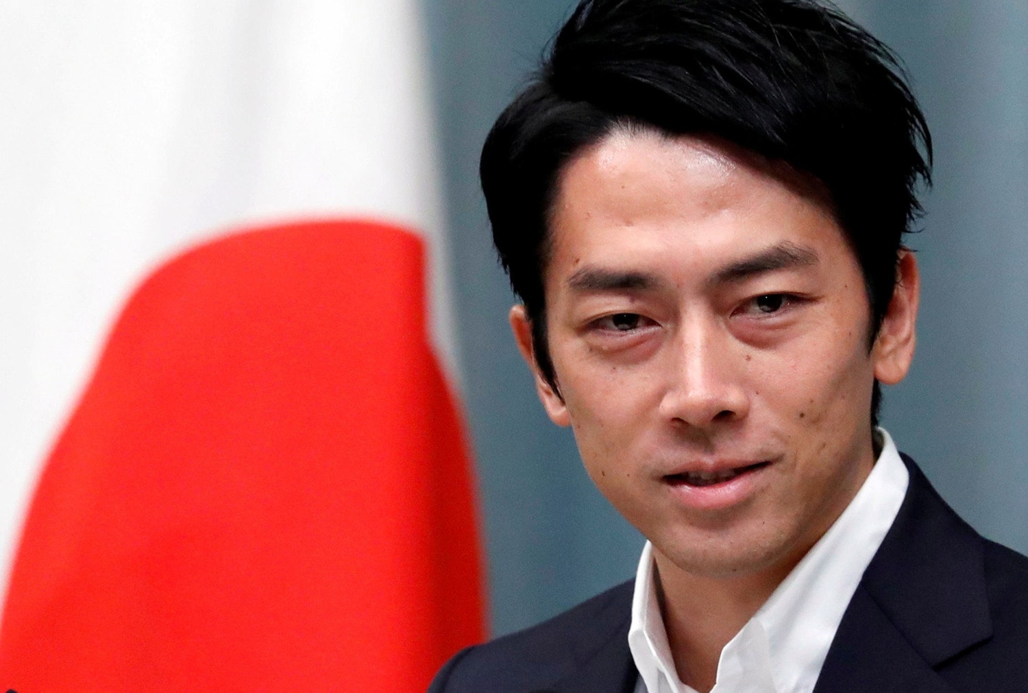 Ông Shinjiro Koizumi. Ảnh: The Japan Times