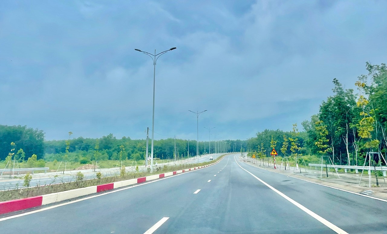 đường tạo lực Bắc Tân Uyên.jpg