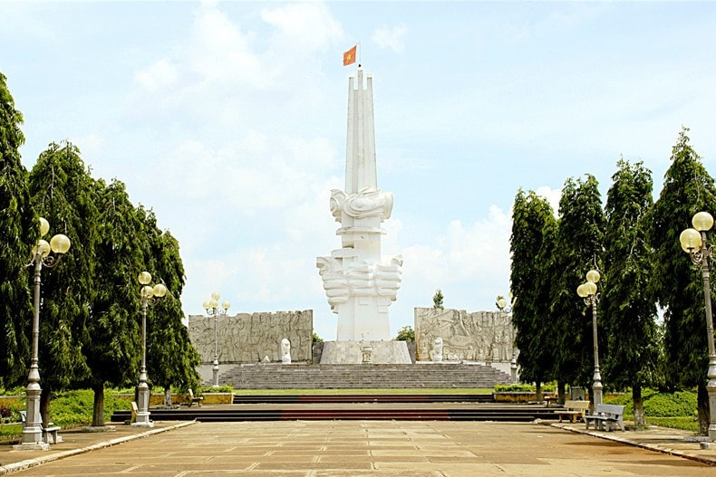 Tượng đại Bình Giã BRVT.jpg