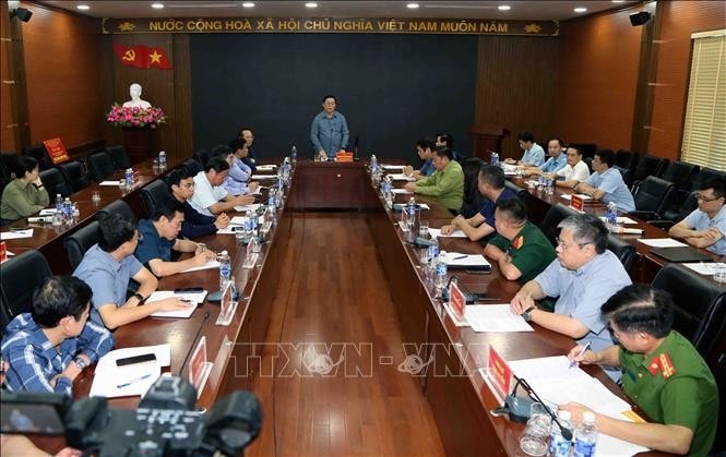 Trưởng Ban Tuyên giáo Trung ương Nguyễn Trọng Nghĩa làm việc với tỉnh Sơn La về phòng, chống và khắc phục hậu quả thiên tai. Ảnh: Quang Quyết/TTXVN