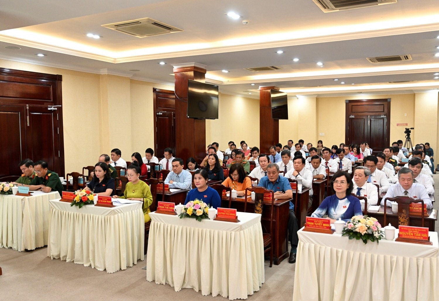 Các đại biểu tham dự Kỳ họp thứ 13 (chuyên đề), HĐND tỉnh Bình Phước. Ảnh: Phương Lâm