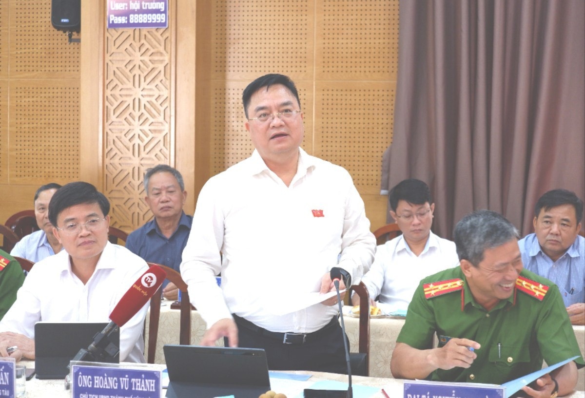 Chủ tịch UBND TP. Vũng Tàu Hoàng Vũ Thành phát biểu