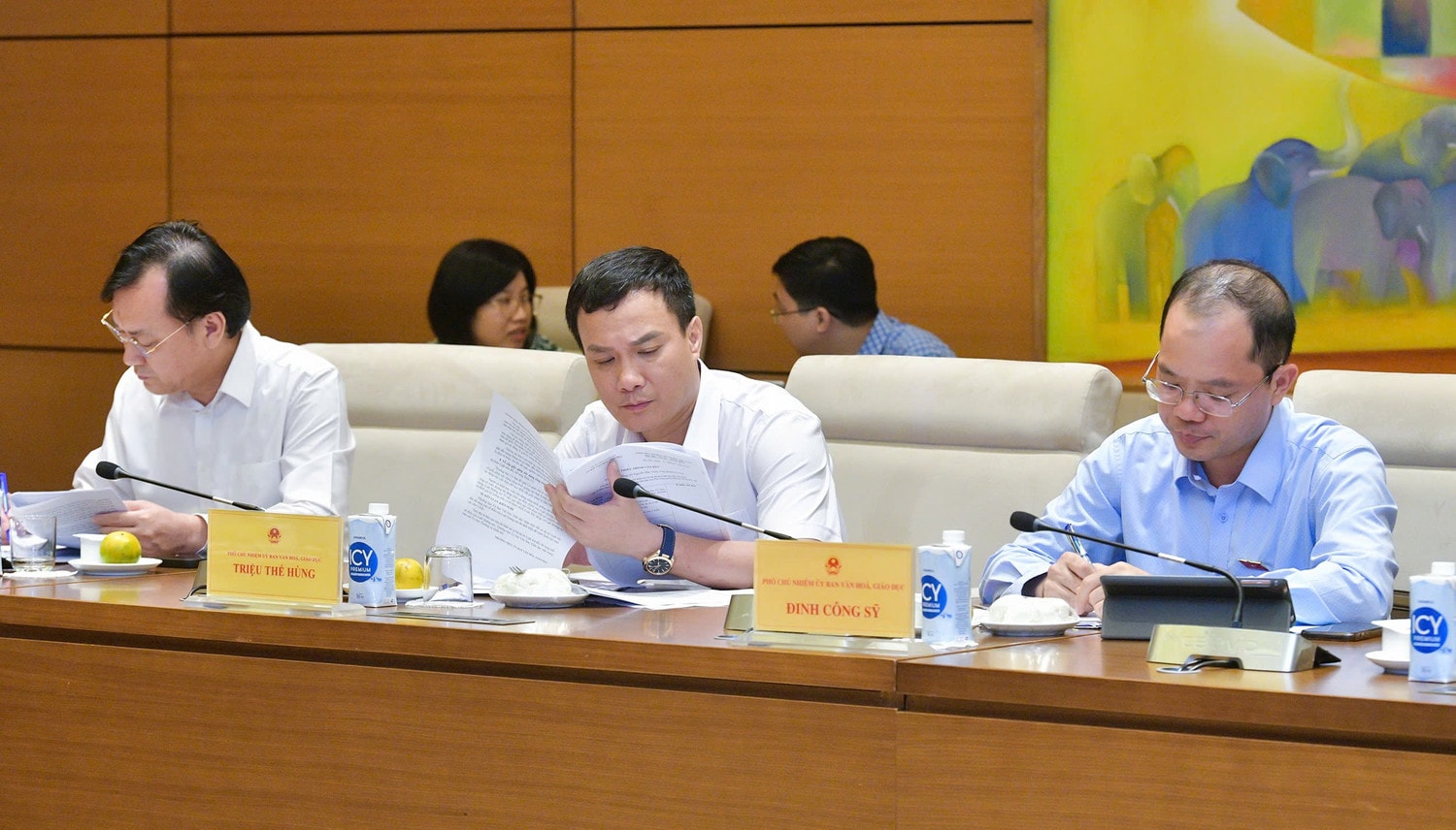 Thường trực Ủy ban Văn hóa, Giáo dục đánh giá, về cơ bản, hồ sơ dự án Luật Nhà giáo đáp ứng đủ điều kiện để trình Quốc hội xem xét, cho ý kiến