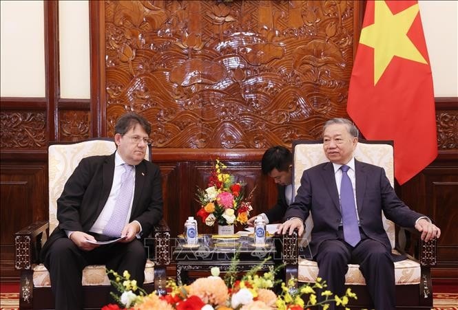 Tổng Bí thư, Chủ tịch nước Tô Lâm tiếp Đại sứ Cộng hòa Áo tại Việt Nam Phillipos Agathonnos. Ảnh: Lâm Khánh - TTXVN