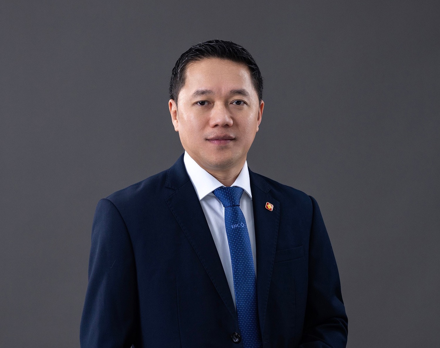 Ong Huynh Quoc Viet - Pho Tong Giam doc BIC 01.jpg
