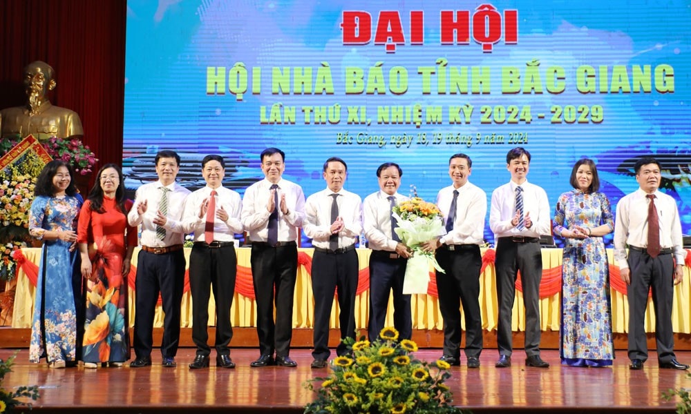 Ông Trịnh Văn Ánh tiếp tục được bầu làm Chủ tịch Hội Nhà báo tỉnh Bắc Giang. Nguồn: ITN