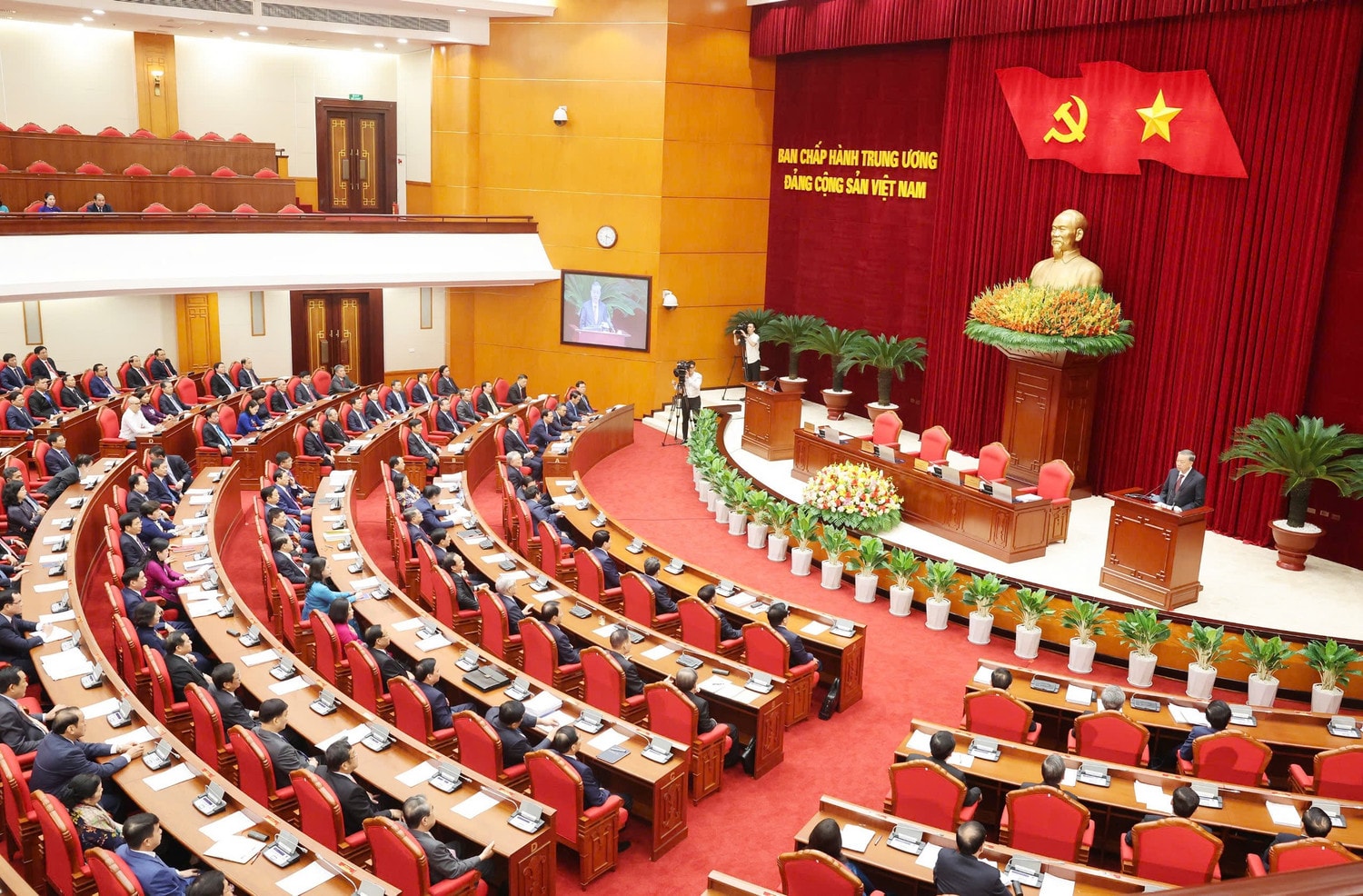 Quang cảnh phiên bế mạc Hội nghị lần thứ 10 Ban Chấp hành Trung ương Đảng khóa XIII. Ảnh: Trí Dũng