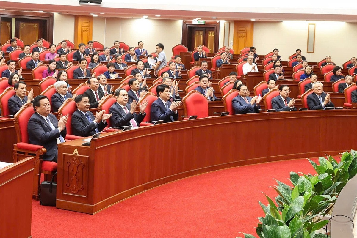 Các đại biểu dự phiên bế mạc Hội nghị lần thứ 10 Ban Chấp hành Trung ương Đảng khóa XIII. Ảnh: Trí Dũng