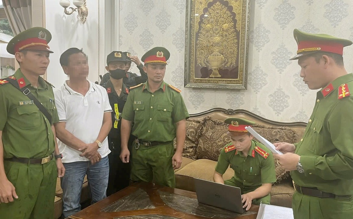 bắt Giám đốc Công ty TNHH Long Thái Việt -1.jpg