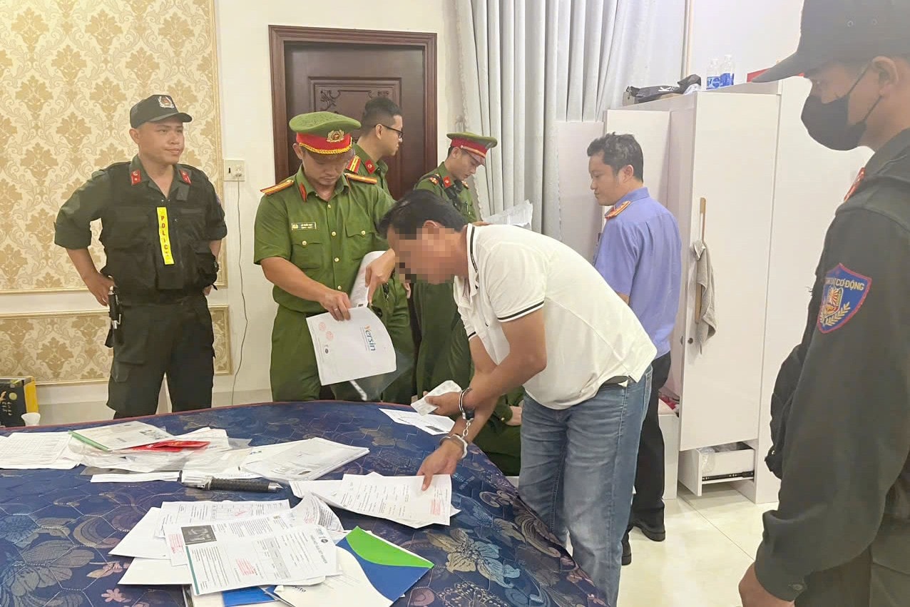 bắt Giám đốc Công ty TNHH Long Thái Việt -2.jpg