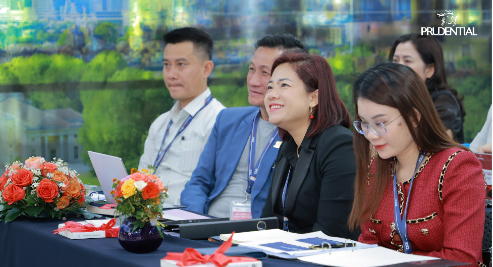 Prudential Việt Nam hợp tác cùng Viện Quản trị và Công nghệ FSB xây dựng chương trình đào tạo dành cho các Giám Đốc Văn Phòng Tổng Đại lý -0