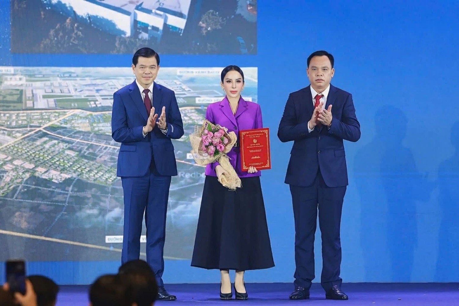 Phó Chủ tịch Tập đoàn KN Holdings Lê Nữ Thùy Dương - 1.jpg
