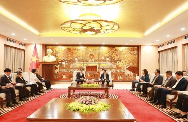 HN ngoại giao.jpg