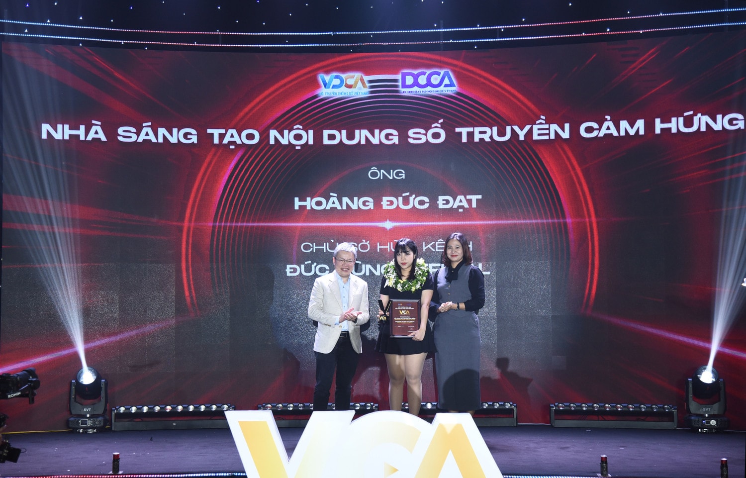Trao Giải thưởng Nhà sáng tạo nội dung số truyền cảm hứng.JPG