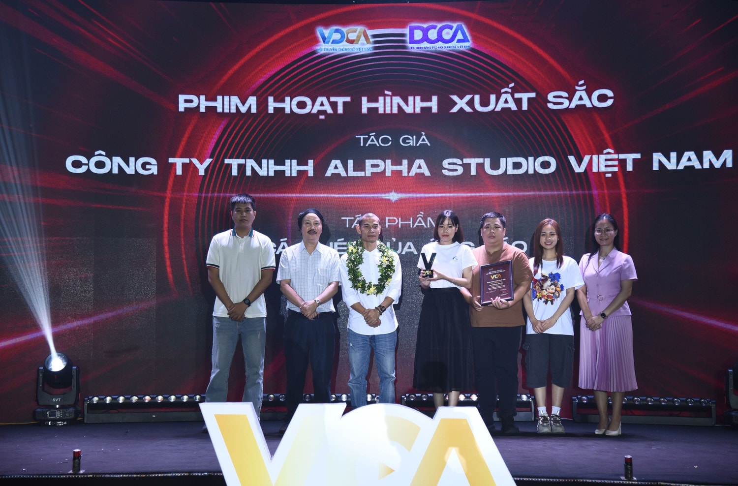 Trao tặng Phim hoạt hình xuất sắc.JPG