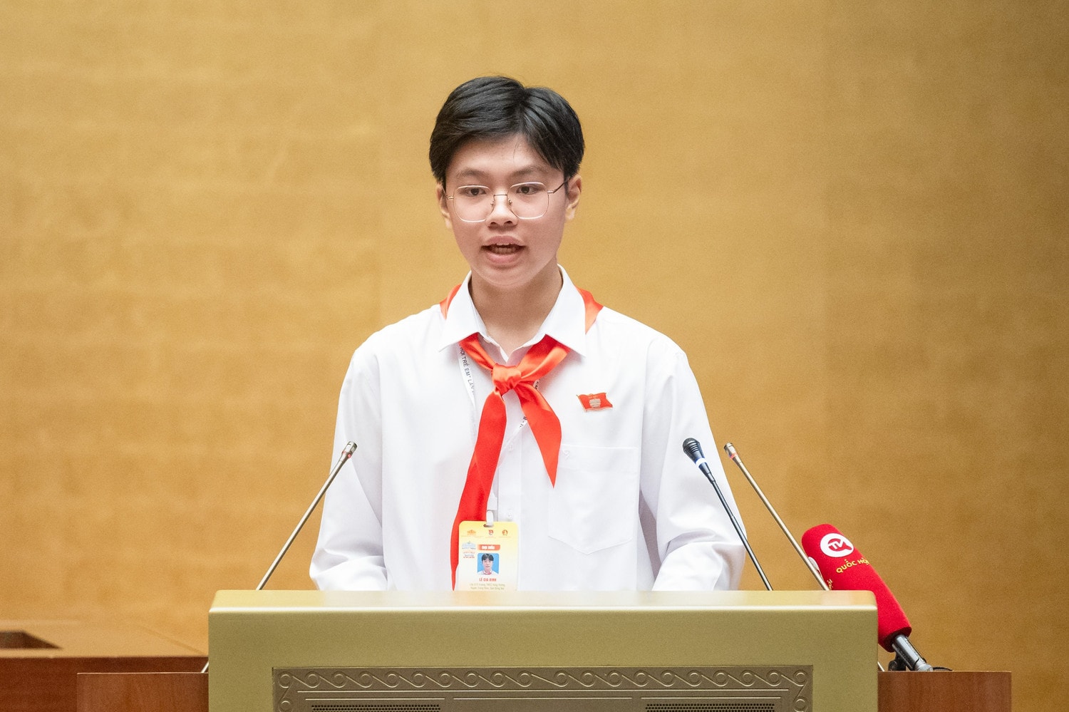 Chủ tịch “Quốc hội trẻ em” Lê Gia Vinh phát biểu khai mạc