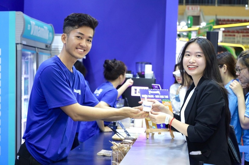 Lan toả tinh thần người Việt dùng hàng Việt. Ảnh: VNM