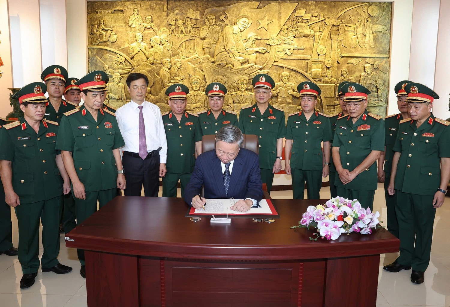 to-lam09.jpg