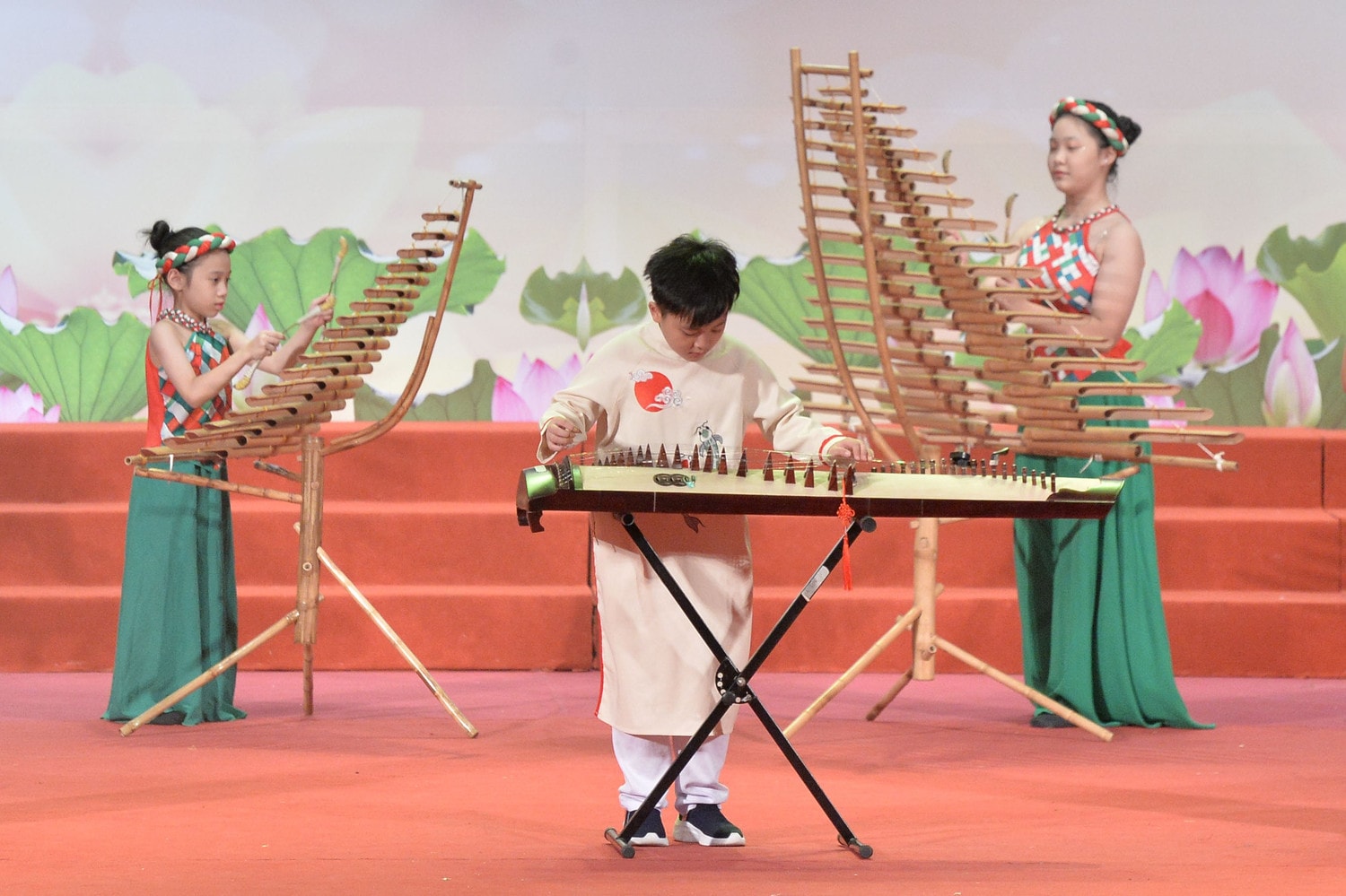 Các tiết mục văn nghệ 3.jpg