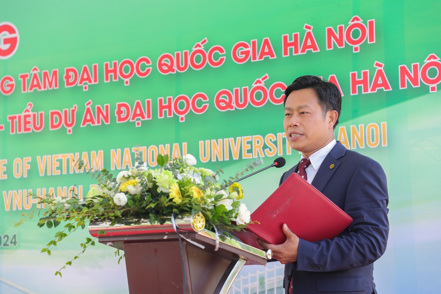 VNU - Khoi cong xay dung Nha dieu hanh DHQGHN tai Hoa Lac (51).jpg