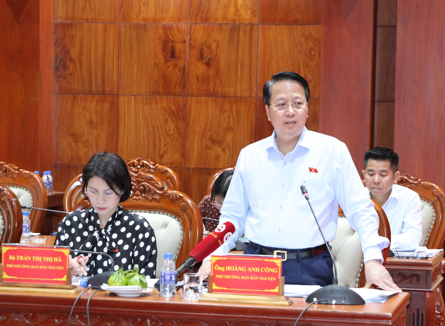 Phó Trưởng Ban Dân nguyện Hà Anh Công phát biểu.JPG