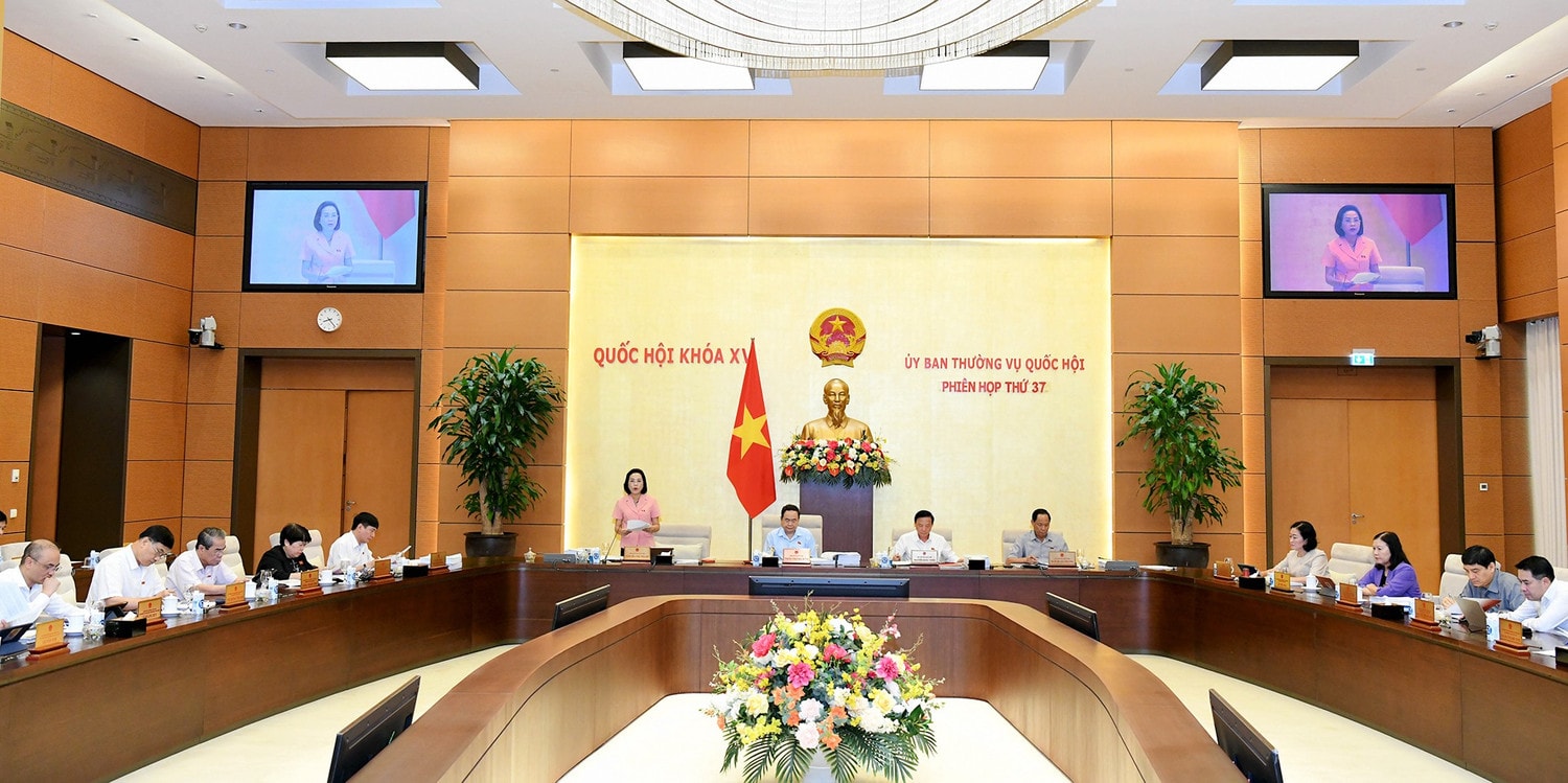 Toàn cảnh phiên họp