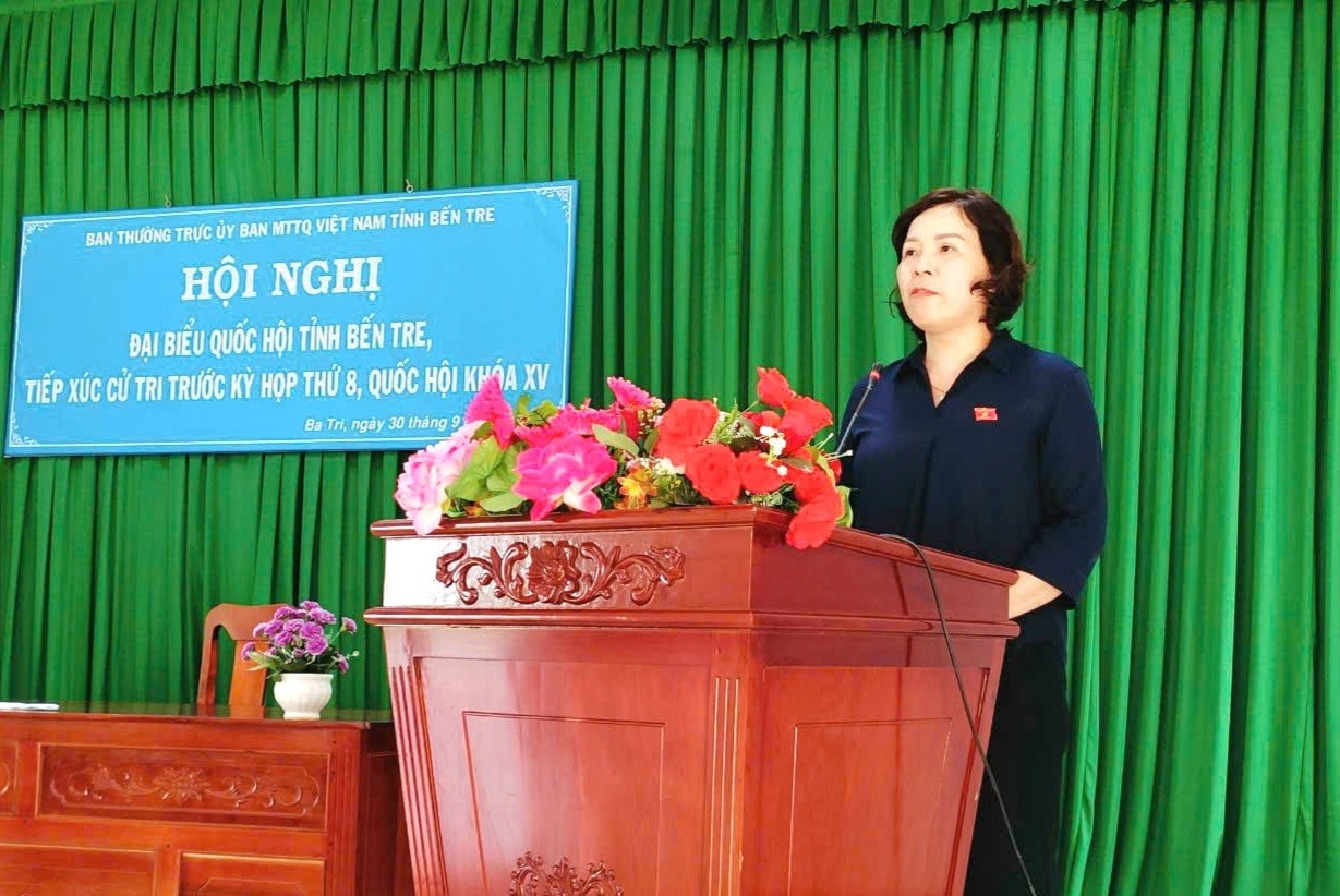 đại biểu.jpg