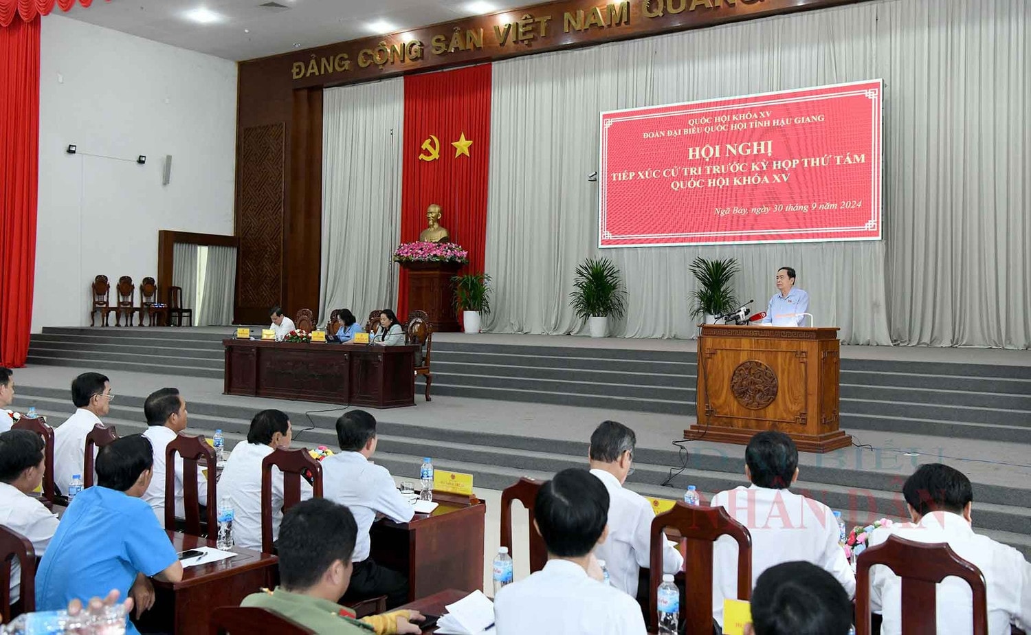 CTQH-phat-bieu-a3.jpg