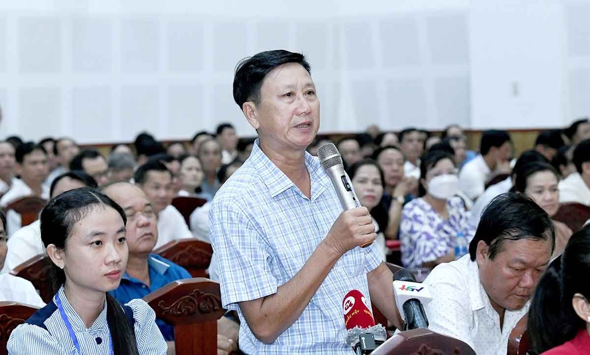 CT-phat-bieu.jpg