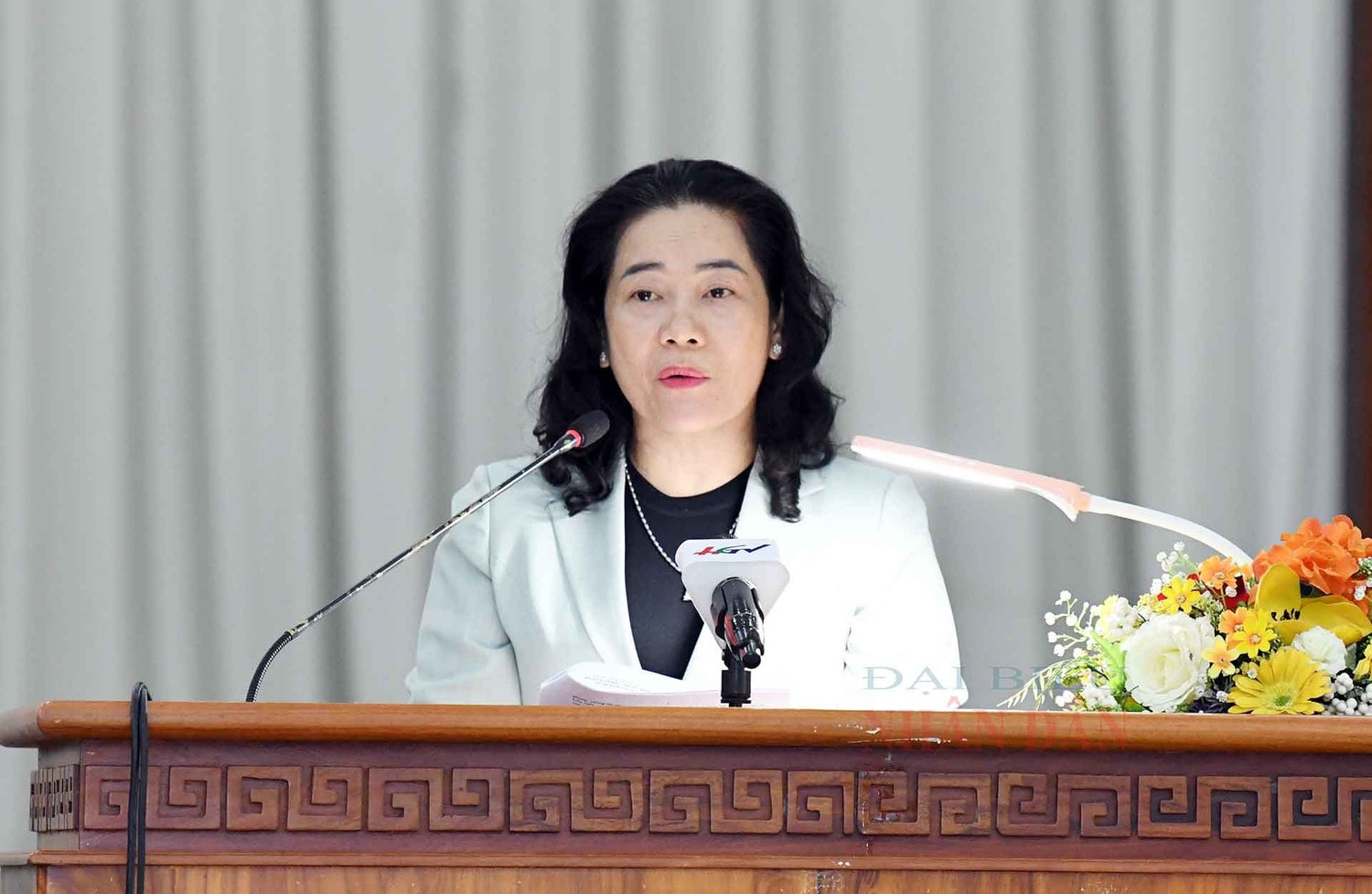 Phó Trưởng đoàn phụ trách Đoàn ĐBQH tỉnh Hậu Giang Lê Thị Thanh Lam phát biểu. Ảnh: Lâm Hiển