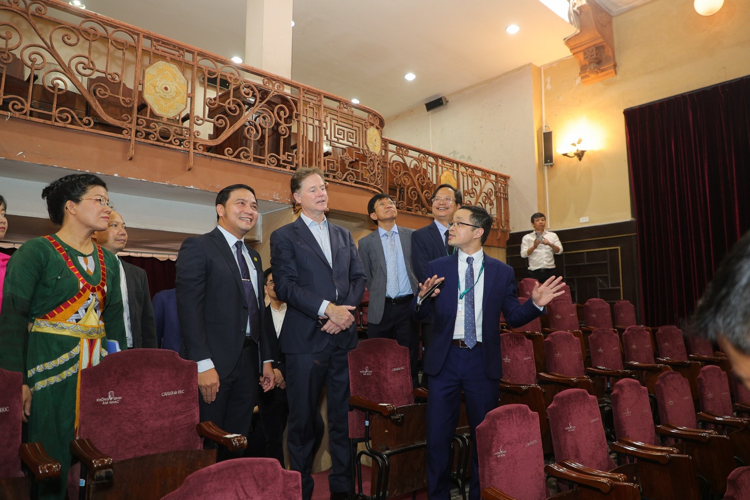 VNU - Don Chu tich doi ngoai toan cau Tap doan Meta (33).jpg