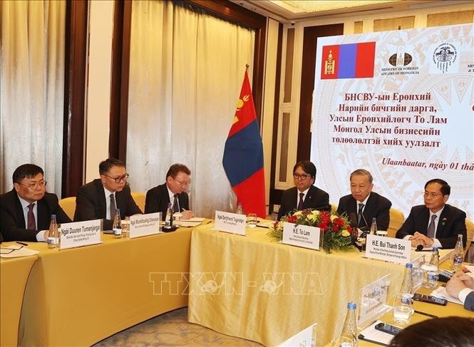 Tổng Bí thư, Chủ tịch nước Tô Lâm tiếp các tổ chức kinh tế tiêu biểu Mông Cổ .