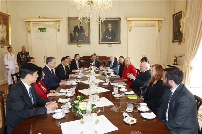 Tổng Bí thư, Chủ tịch nước Tô Lâm hội đàm với Tổng thống Ireland Michael D. Higgins. Ảnh: Trí Dũng/TTXVN