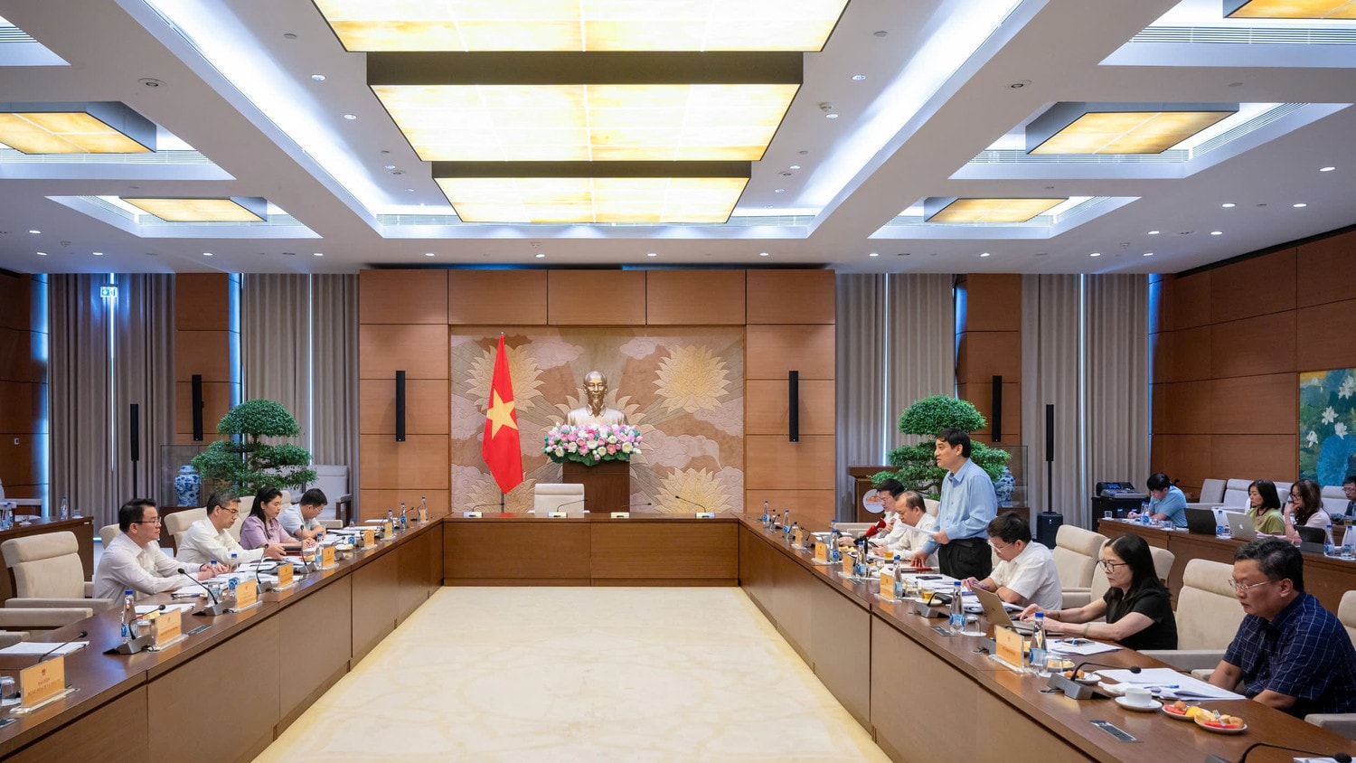 Thường trực Ủy ban Văn hóa, Giáo dục làm việc với Bộ Kế hoạch và Đầu tư, Bộ Tài chính, Kiểm toán Nhà nước sáng 4.10