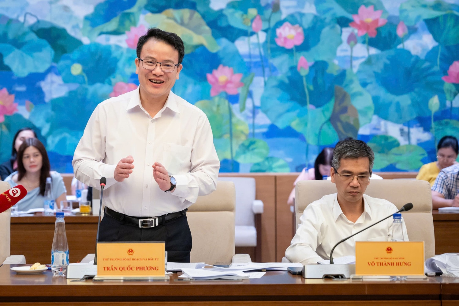 Thứ trưởng Bộ Kế hoạch và Đầu tư Trần Quốc Phương phát biểu tại cuộc làm việc
