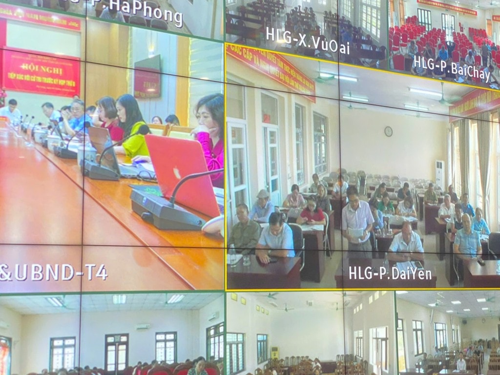 Cử tri TP. Hạ Long tham gia nhiều ý kiến kiến nghị tại buổi tiếp xúc