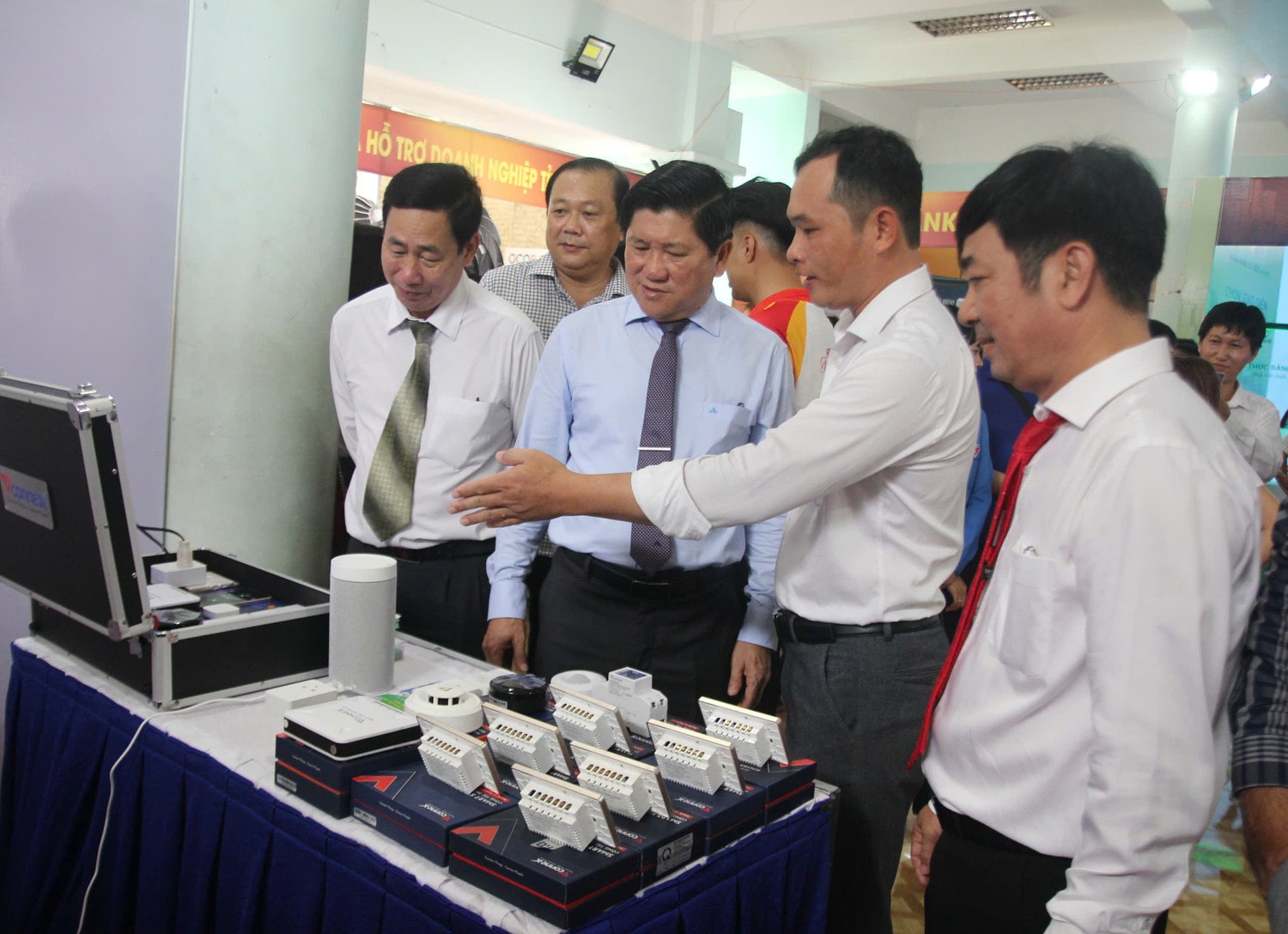 cds-1-8729.jpg