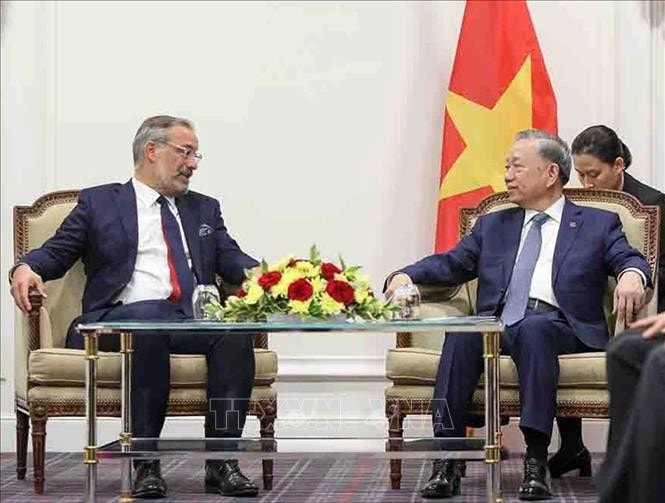 Tổng Bí thư, Chủ tịch nước Tô Lâm tiếp ông Benoit De Saint-Exupery, Tổng Giám đốc Thương mại Toàn cầu, Phó Chủ tịch cấp cao, Thành viên Ban điều hành Tập đoàn Airbus. Ảnh: Trí Dũng/TTXVN