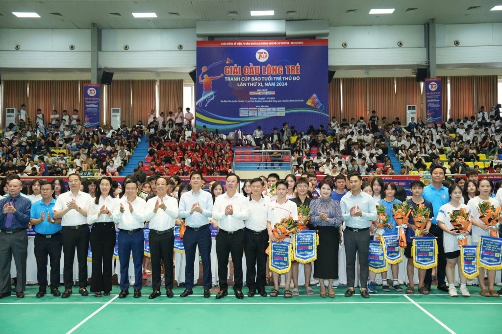 btc-cung-cac-vdv-9558.jpg