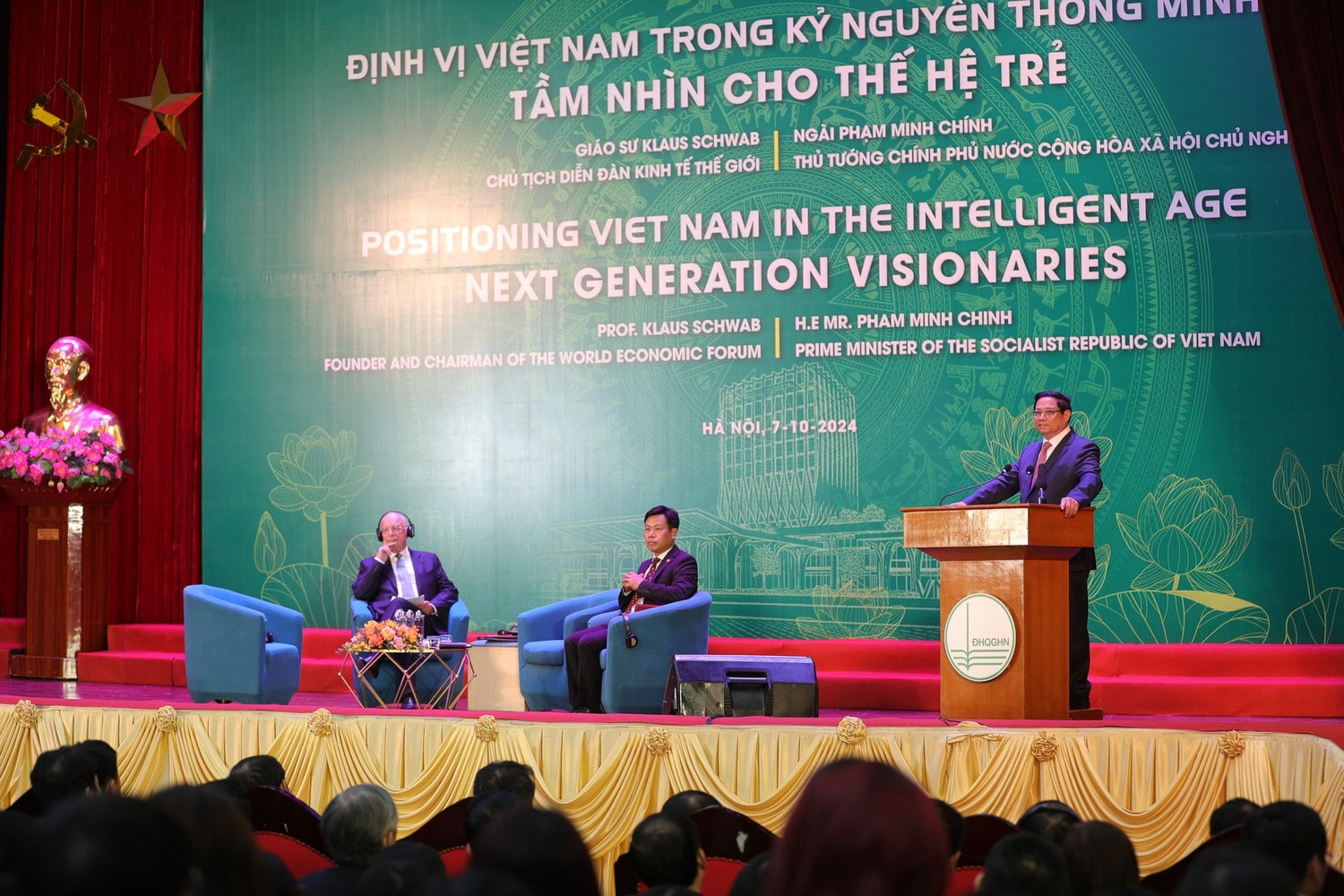 vnu-toa-dam-voi-chu-tich-dien-dan-kinh-te-the-gioi-24-3707.jpg