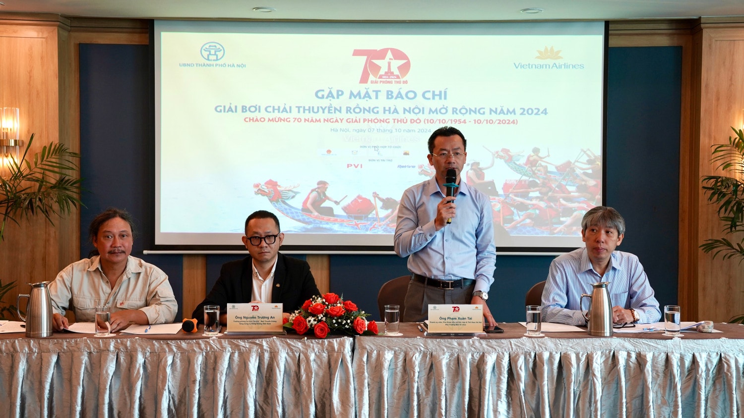 anh-2-ong-pham-xuan-tai-pho-giam-doc-so-van-hoa-the-thao-tp-ha-noi-phat-bieu-tai-buoi-gap-mat-bao-chi-anh-vna-9607.jpg