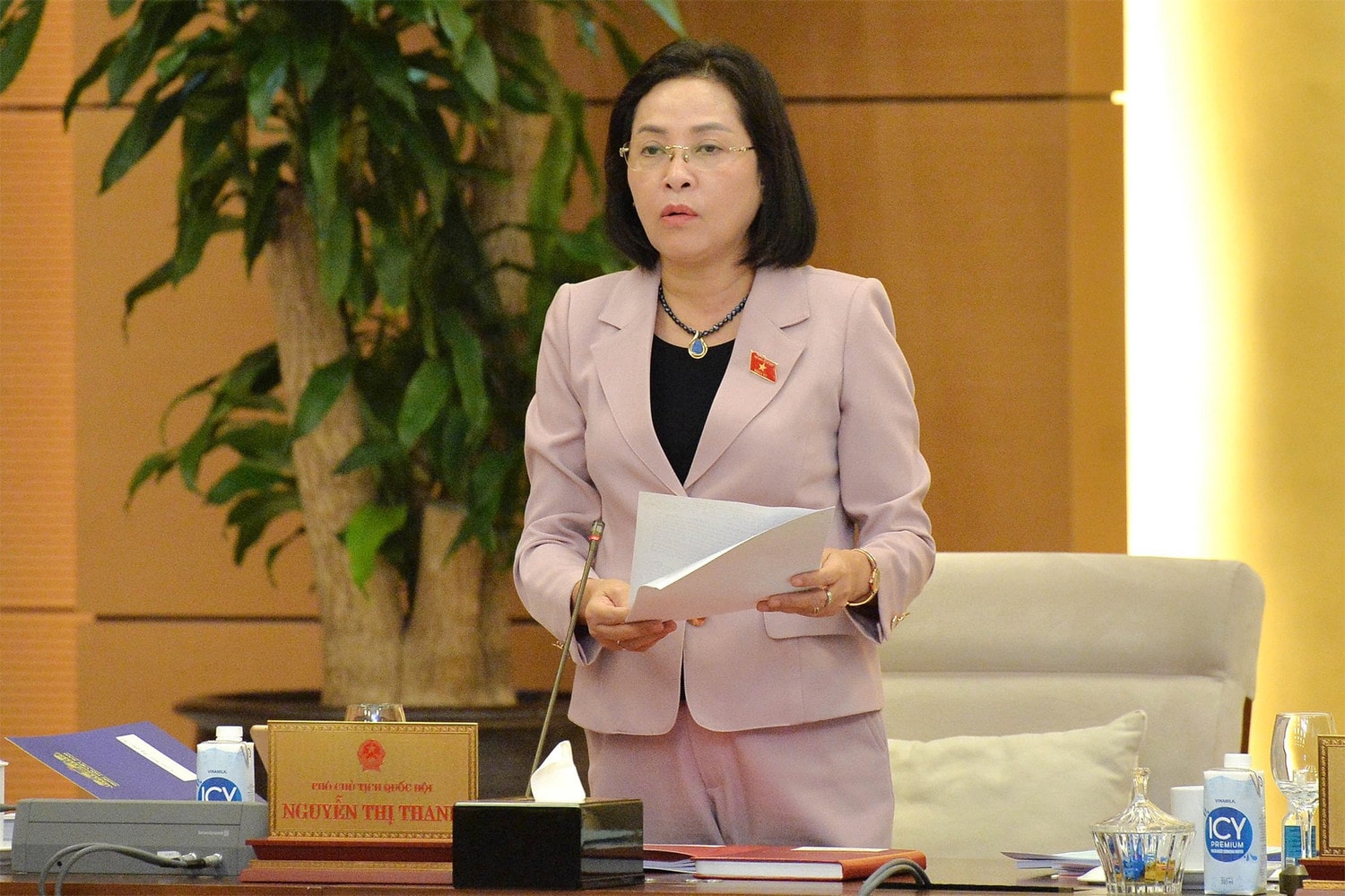 qh-tv6-7283.jpg