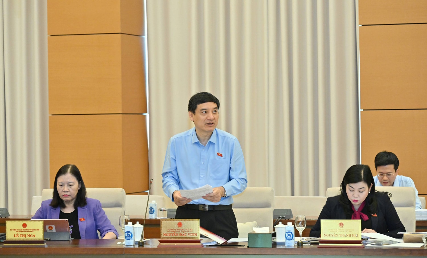 chu-nhiem-uy-ban-van-hoa-giao-duc-nguyen-dac-vinhvqk-4118-6209.jpg
