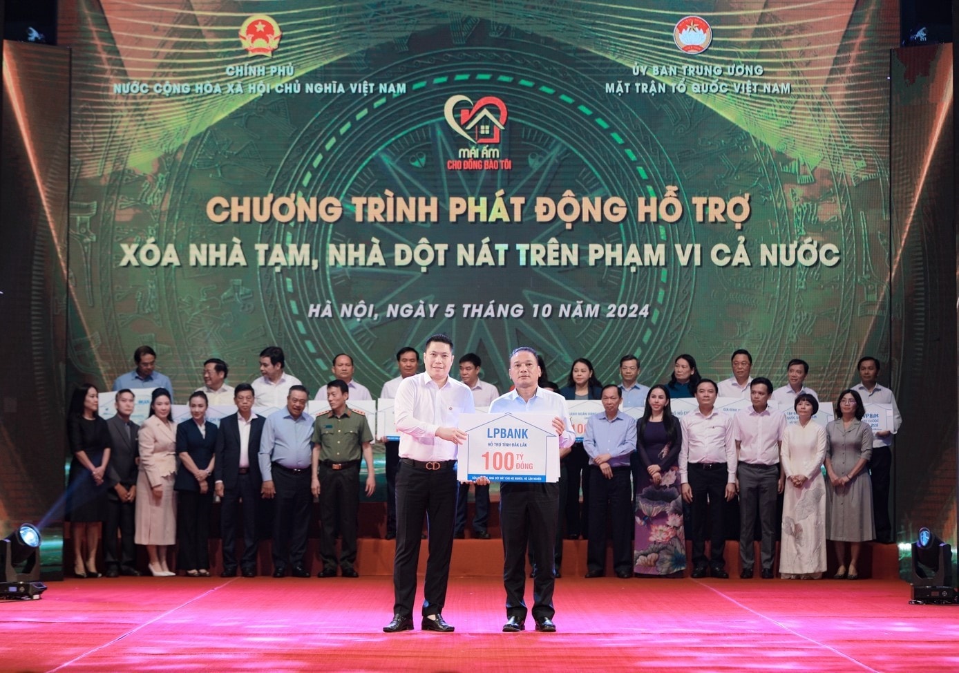 dai-dien-ngan-hang-loc-phat-viet-nam-lpbank-ong-nguyen-van-thuy-pho-chu-tich-hdqt-1672.jpg