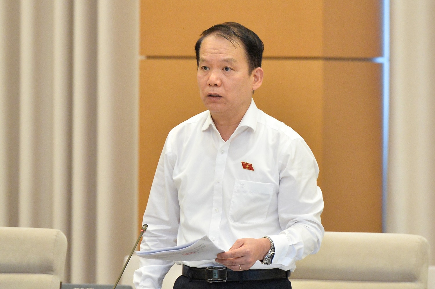 chu-nhiem-uy-ban-phap-luat-hoang-thanh-tung-4298.jpg