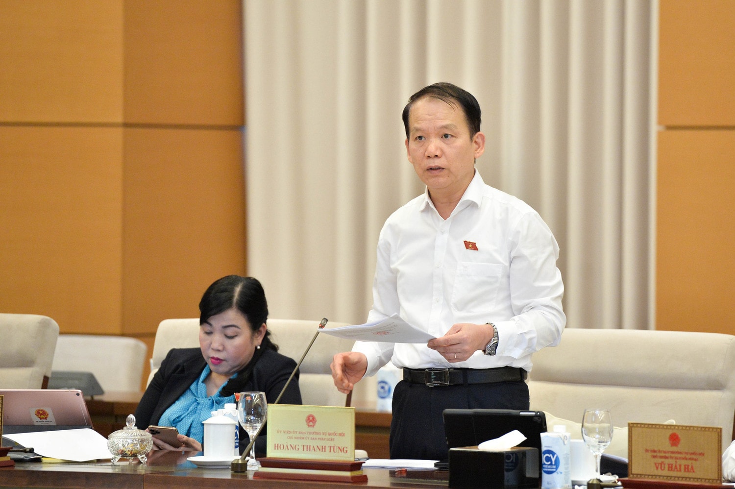 chu-nhiem-uy-ban-phap-luat-hoang-thanh-tung-1-6774.jpg
